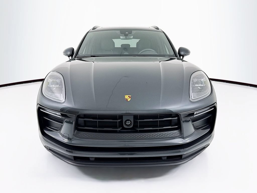 New 2026 Porsche Macan AWD/4WD image 6