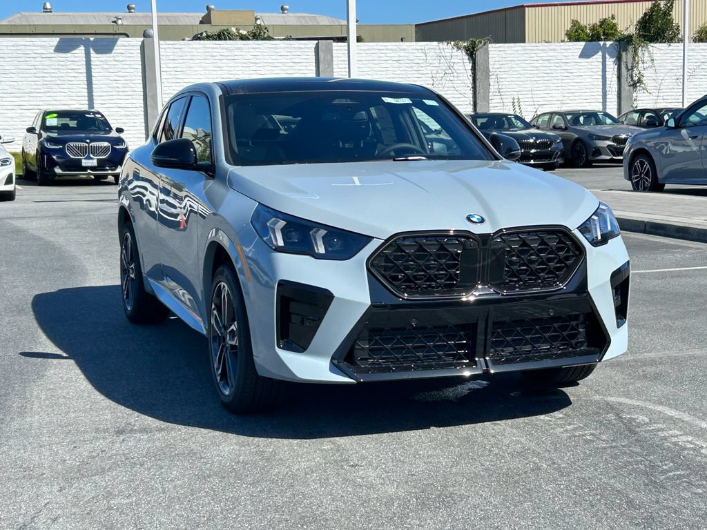 New 2026 BMW X2 xDrive28i w/ Technology Package AWD/4WD image 7