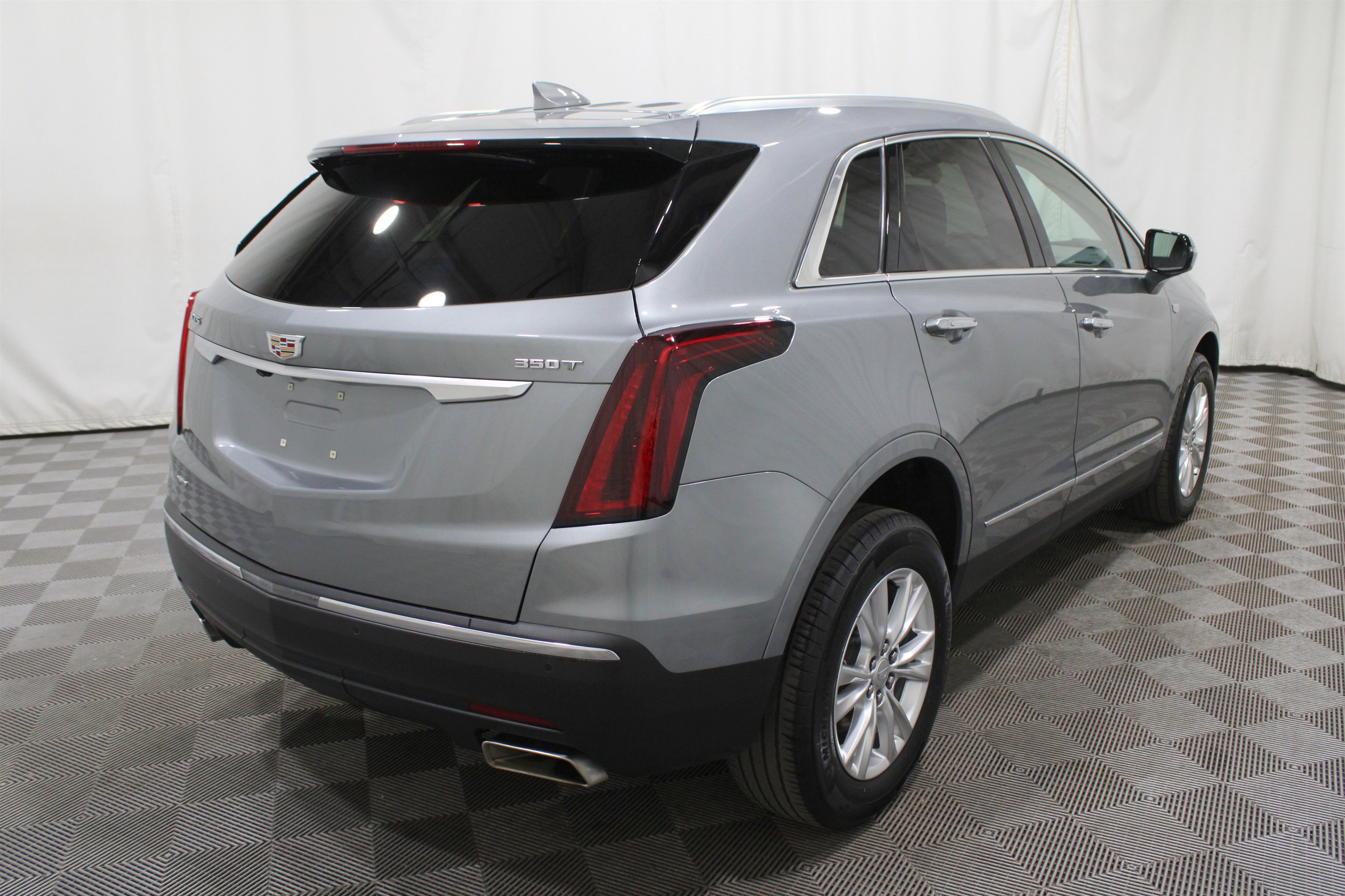 Certified 2024 Cadillac XT5 Luxury image 32