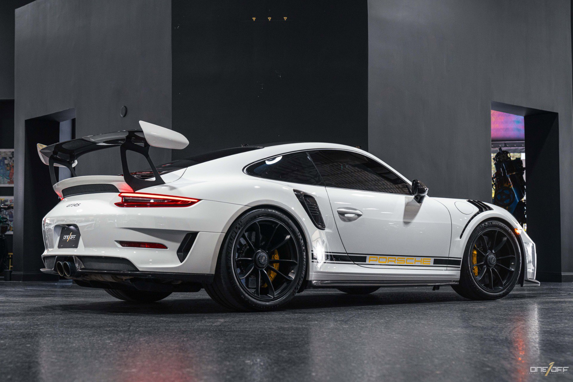 Used 2019 Porsche 911 GT3 RS image 19