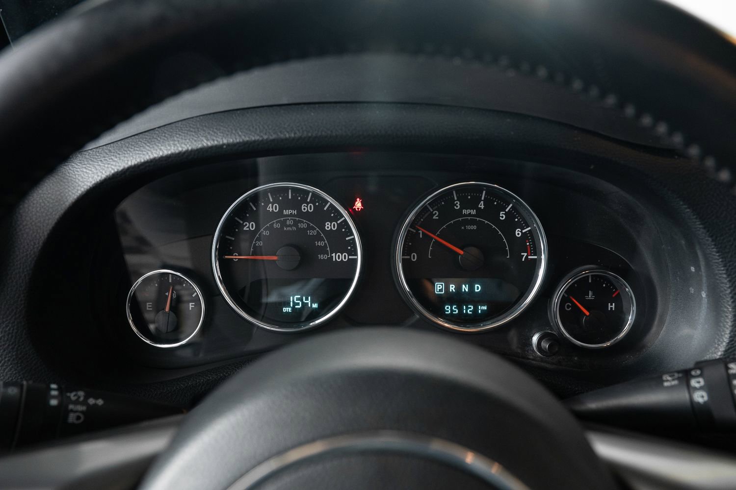 Used 2018 Jeep Wrangler Unlimited Sahara image 31