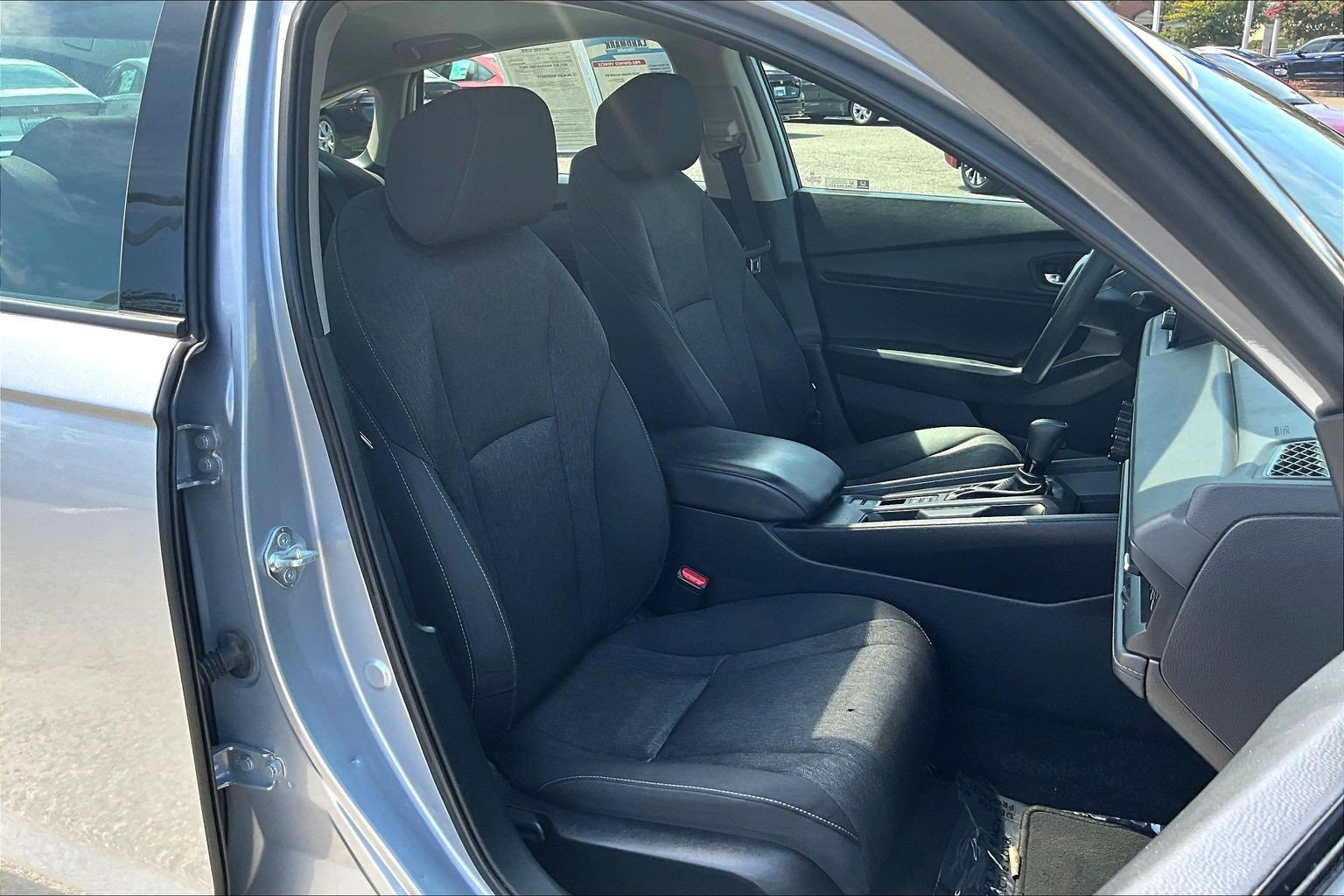Used 2023 Honda Accord EX image 7