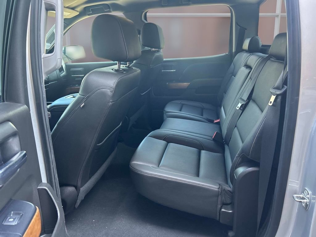 Used 2018 Chevrolet Silverado 1500 LTZ w/ LTZ Plus Package AWD/4WD image 11
