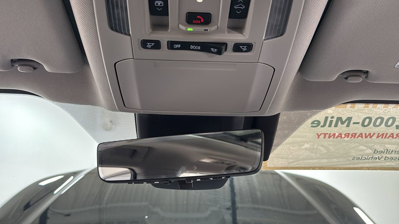 Certified 2026 Toyota Highlander Platinum image 11