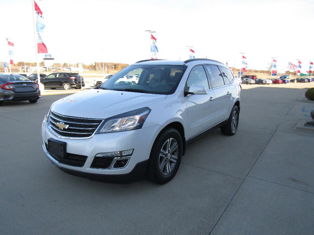 Used 2016 Chevrolet Traverse LT AWD/4WD image 1