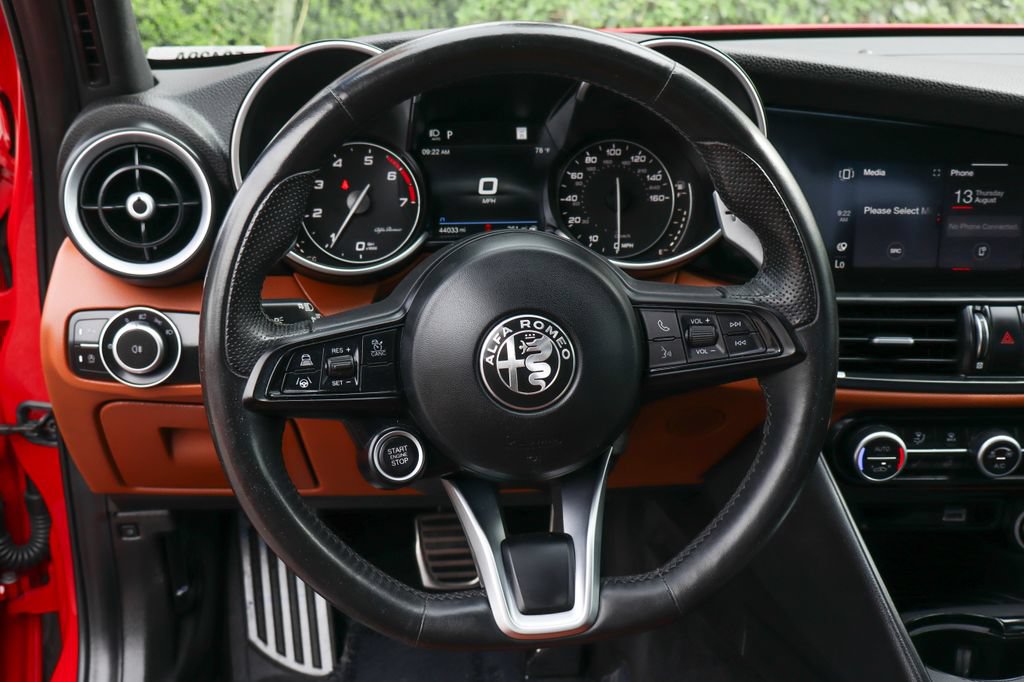 Used 2021 Alfa Romeo Giulia Ti Sport RWD image 23
