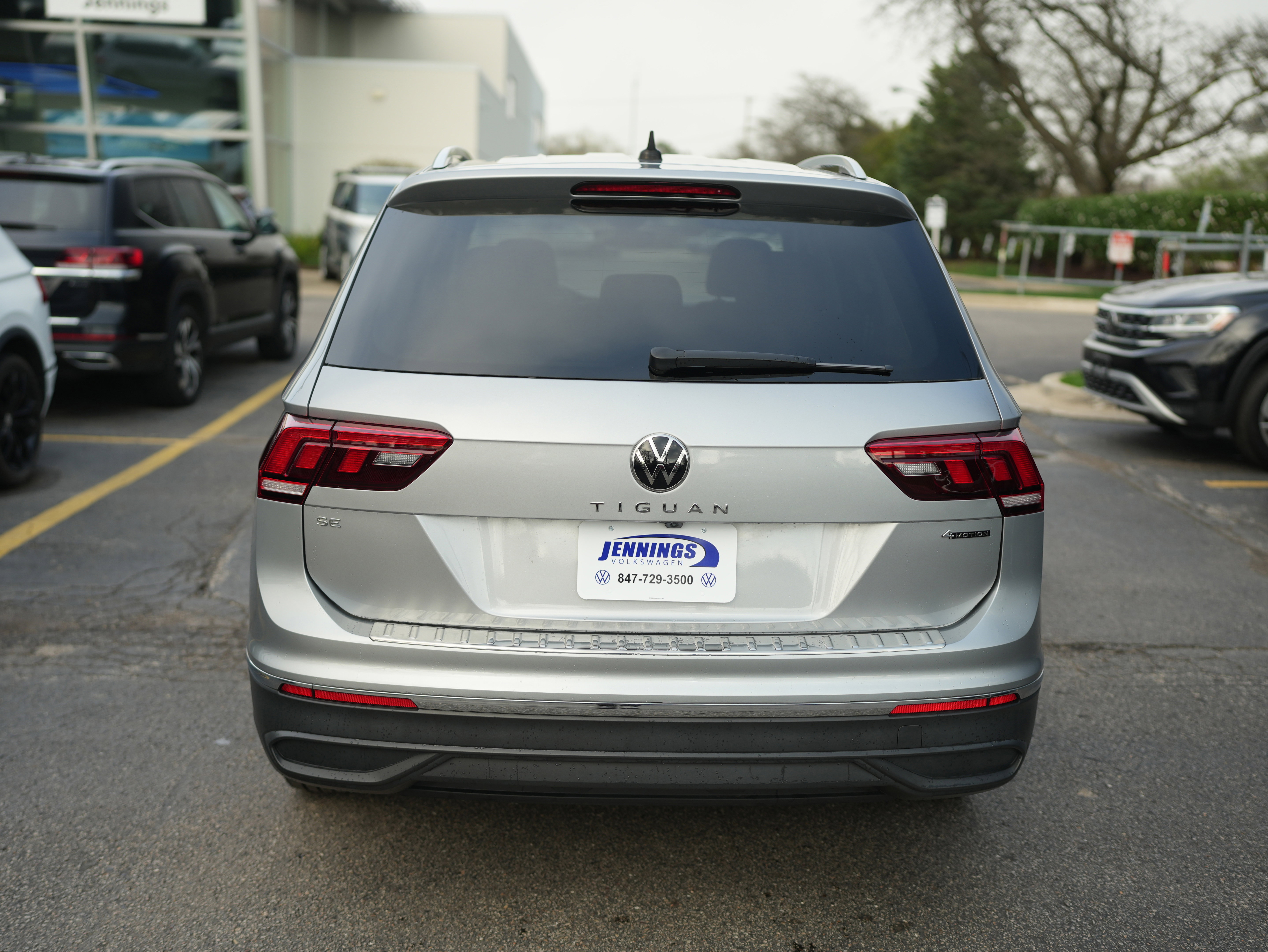 Certified 2023 Volkswagen Tiguan SE image 6