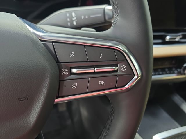 New 2026 Chevrolet Equinox ACTIV w/ Convenience Package III image 21