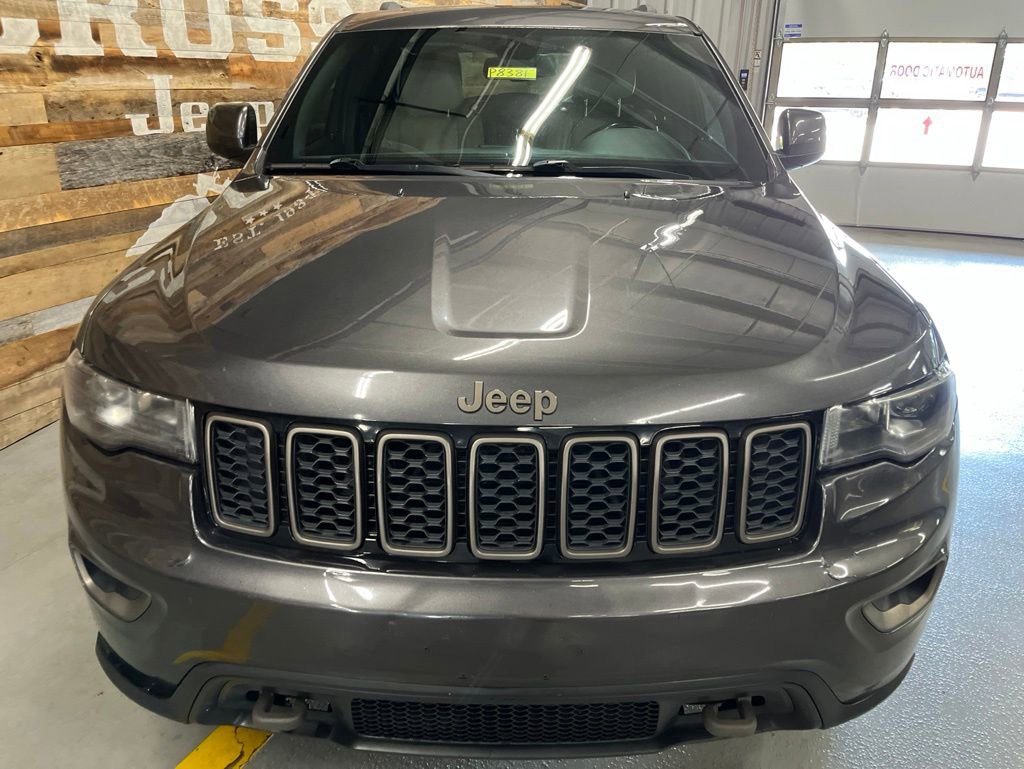 Used 2016 Jeep Grand Cherokee Laredo 75th Anniversary AWD/4WD image 7