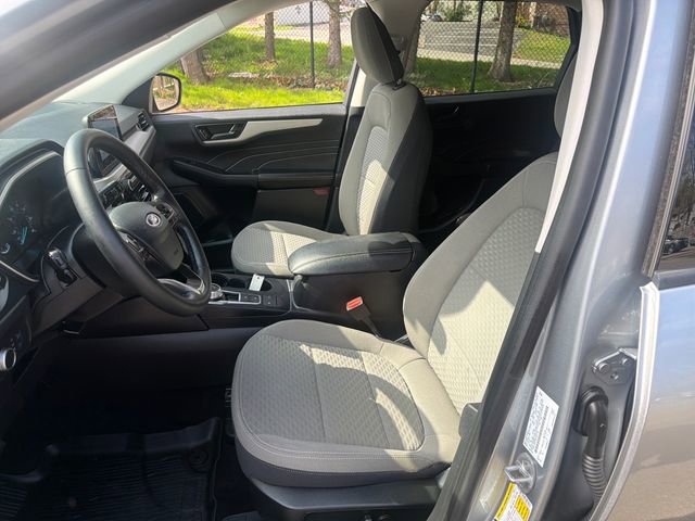 Used 2022 Ford Escape SE w/ Convenience Package image 30