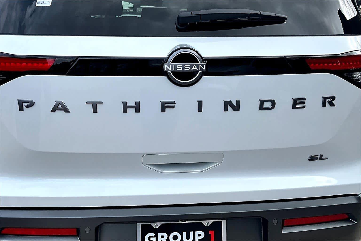 New 2026 Nissan Pathfinder SL image 8