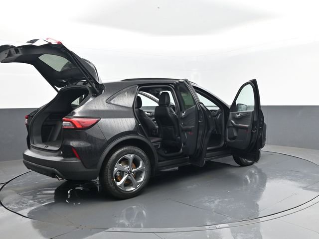 New 2026 Ford Escape ST-Line w/ Cold Weather Package AWD/4WD image 30