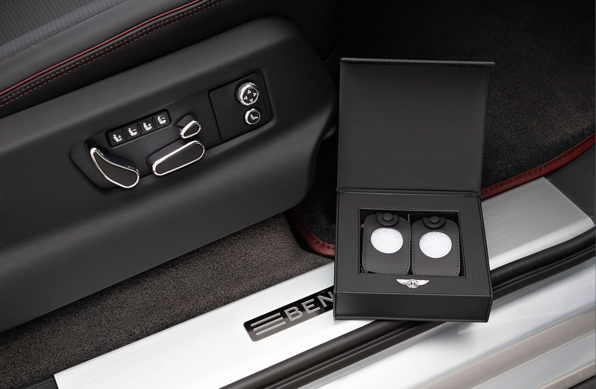 Used 2024 Bentley Bentayga Extended Wheelbase image 65