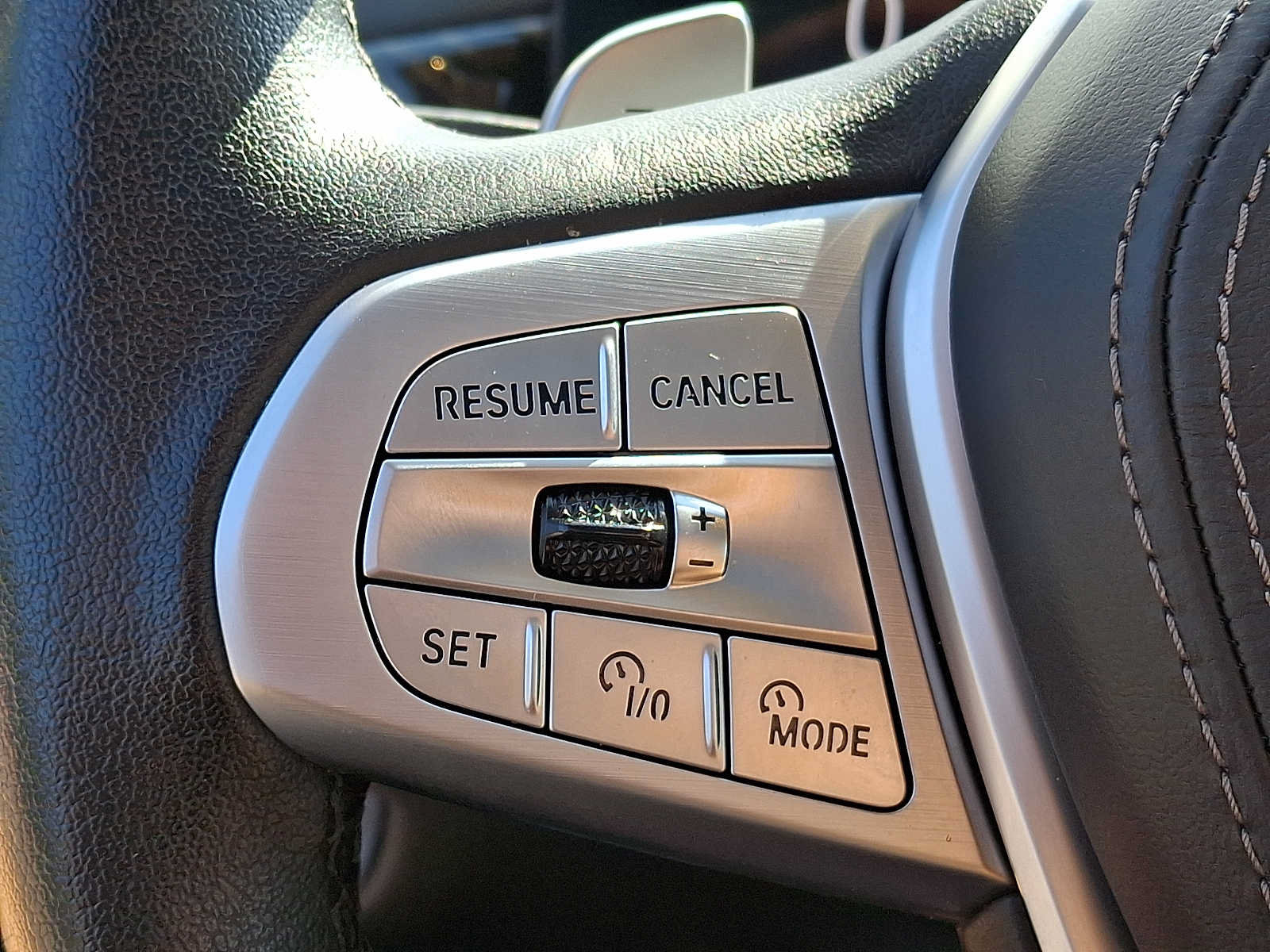 Used 2023 BMW X7 xDrive40i AWD/4WD image 18