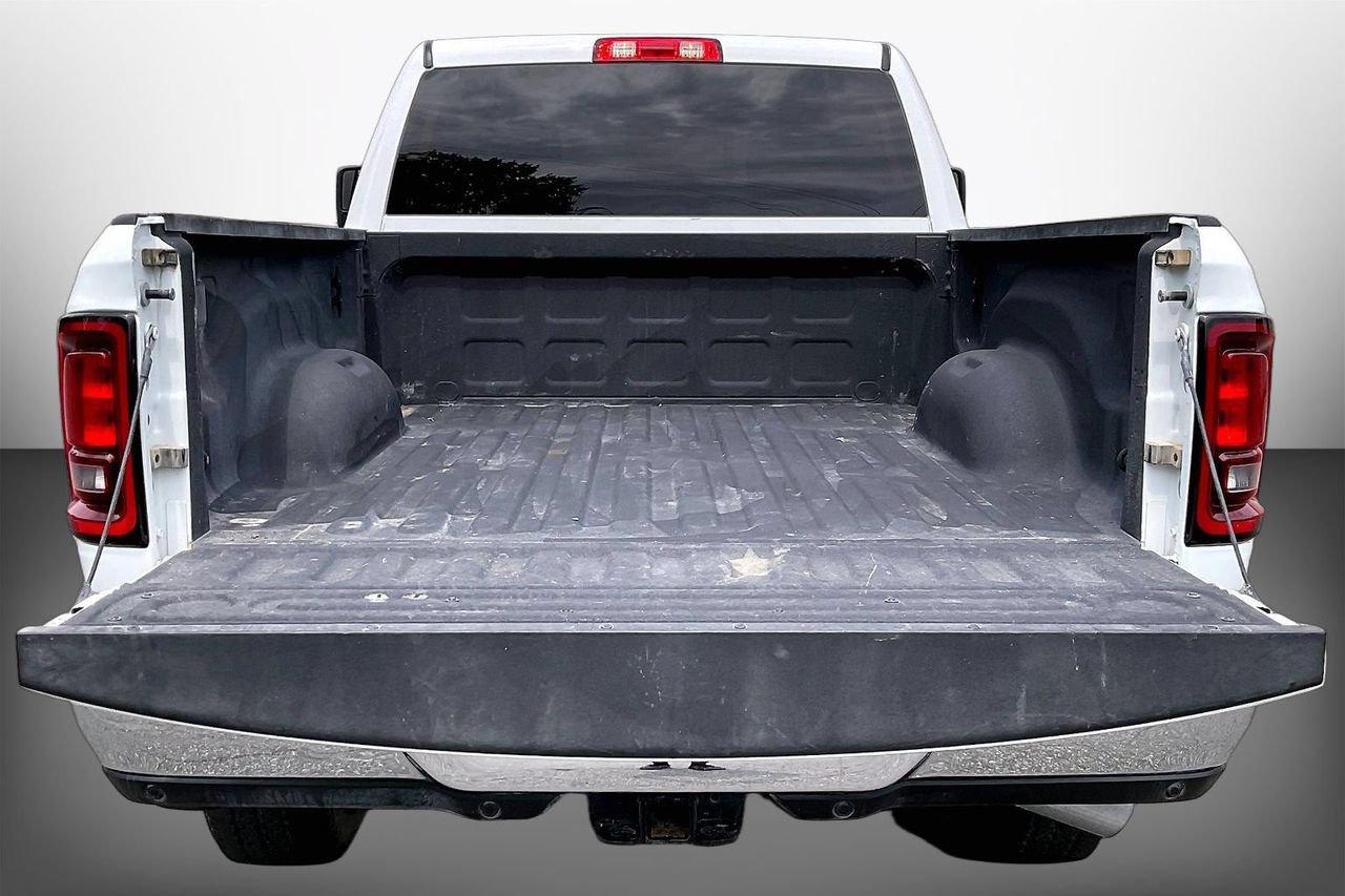 Used 2025 RAM 2500 Big Horn AWD/4WD image 25