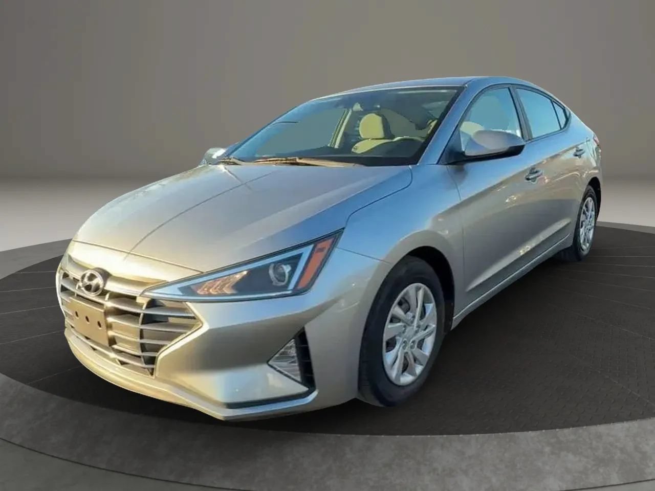 Used 2020 Hyundai Elantra SE FWD image 3