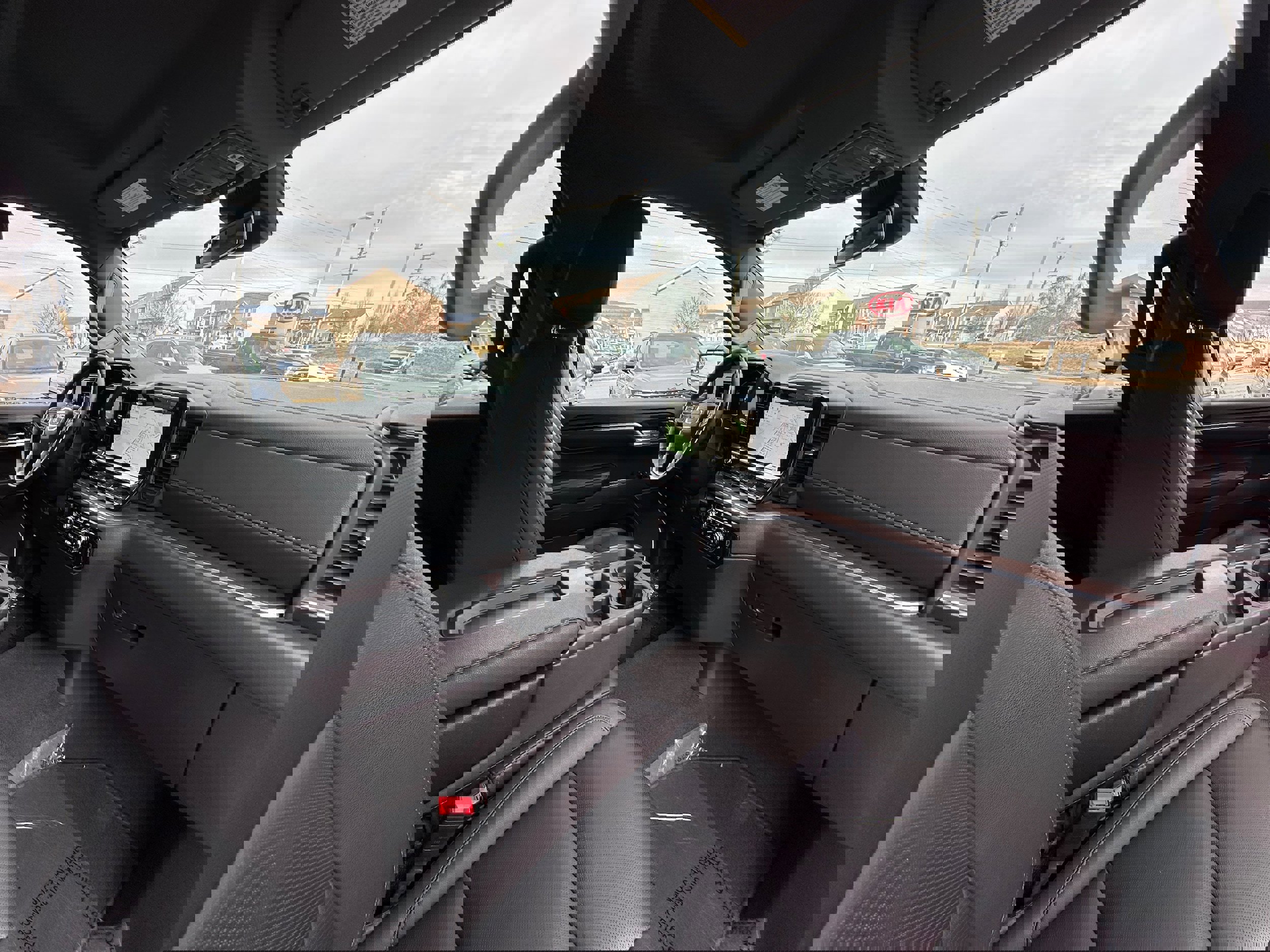 Used 2025 GMC Sierra 1500 SLT image 23