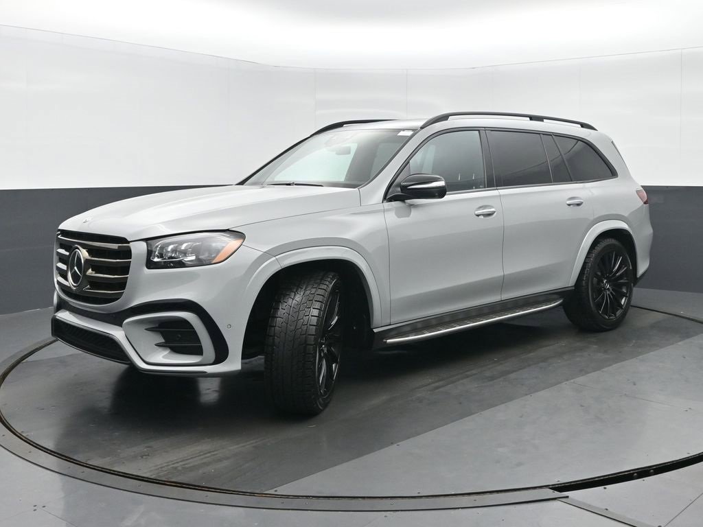 Used 2024 Mercedes-Benz GLS 580 4MATIC image 7