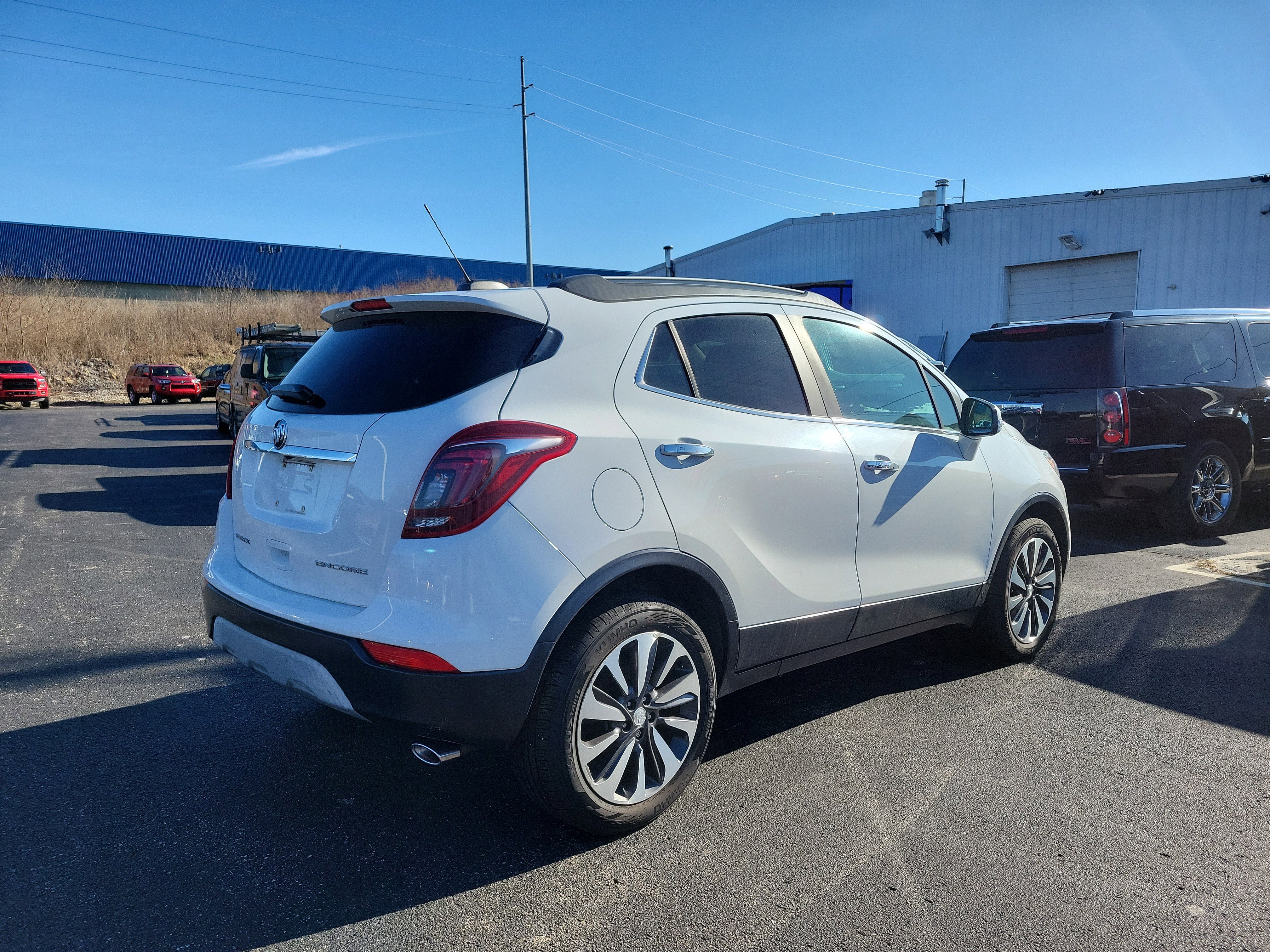 Used 2017 Buick Encore Preferred image 4