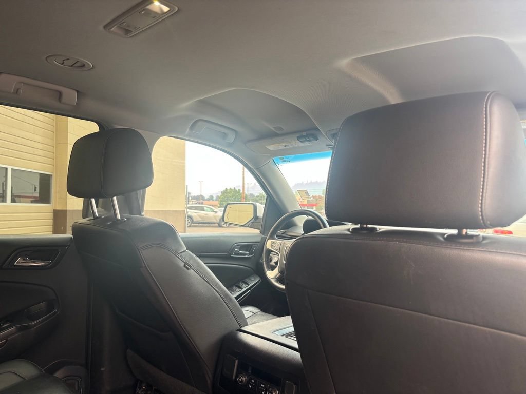 Used 2017 GMC Yukon XL SLT AWD/4WD image 18