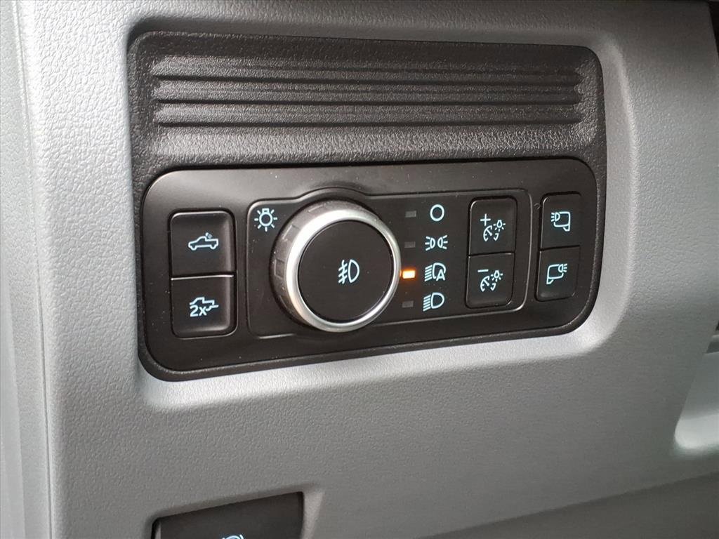 New 2026 Ford F350 XLT w/ XLT Premium Package image 23