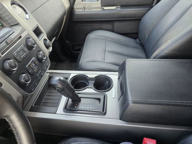 Used 2016 Ford Expedition EL XLT image 29