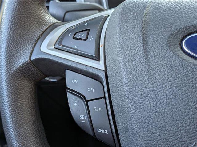 Used 2016 Ford Fusion SE image 12