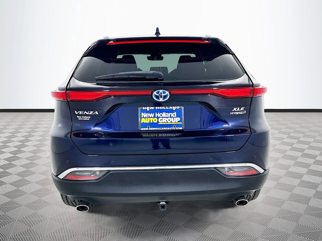 Used 2021 Toyota Venza XLE w/ Softex Package AWD/4WD image 6