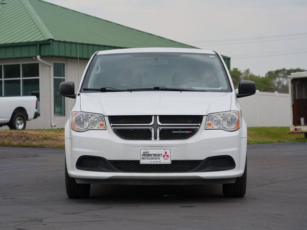 Used 2018 Dodge Grand Caravan SE w/ UConnect Hands-Free Group FWD image 8