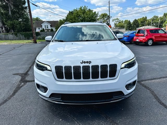 Used 2019 Jeep Cherokee Latitude Plus FWD image 2