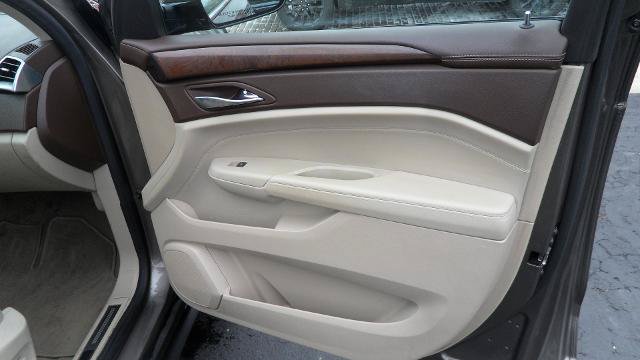 Used 2011 Cadillac SRX Performance AWD/4WD image 18