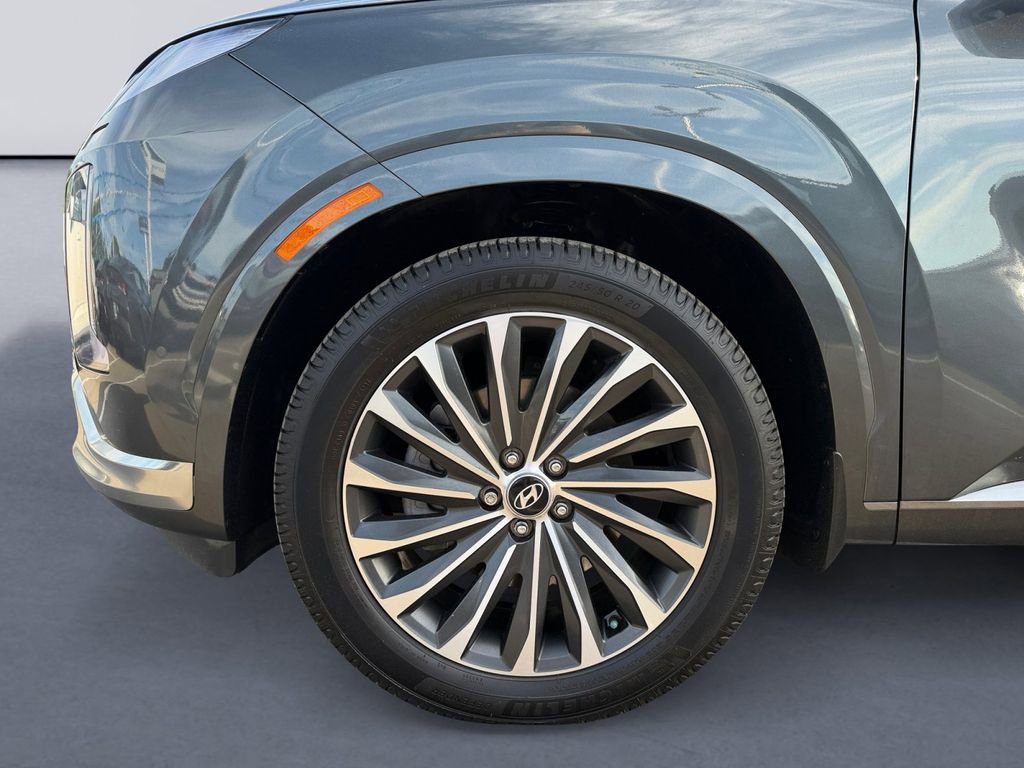 Used 2023 Hyundai Palisade Calligraphy FWD image 9