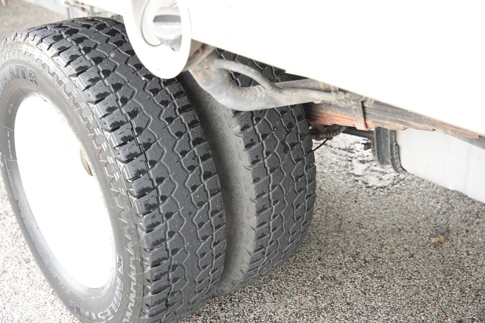 Used 2023 Ford E-350 and Econoline 350 Super Duty w/ Power Windows & Locks Group RWD image 30