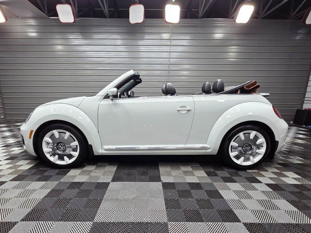 Used 2019 Volkswagen Beetle 2.0T Final Edition SEL FWD image 9