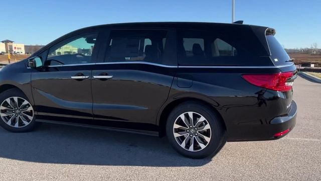 Used 2023 Honda Odyssey EX-L image 6