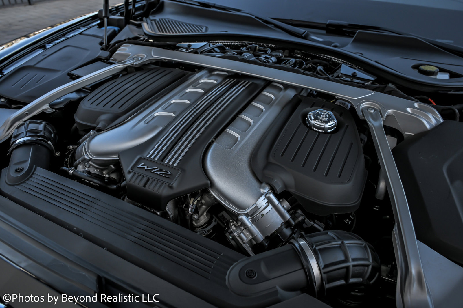 Used 2024 Bentley Flying Spur W12 image 19