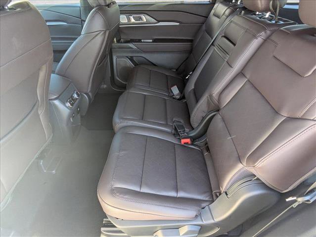New 2026 Ford Explorer Platinum image 15