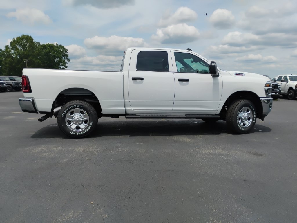 New 2026 RAM 2500 Tradesman AWD/4WD image 4