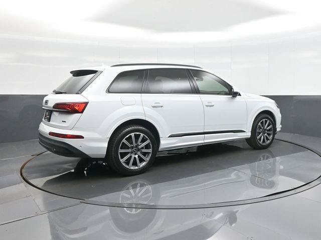 Used 2023 Audi Q7 2.0T Premium Plus w/ Premium Plus Package AWD/4WD image 7
