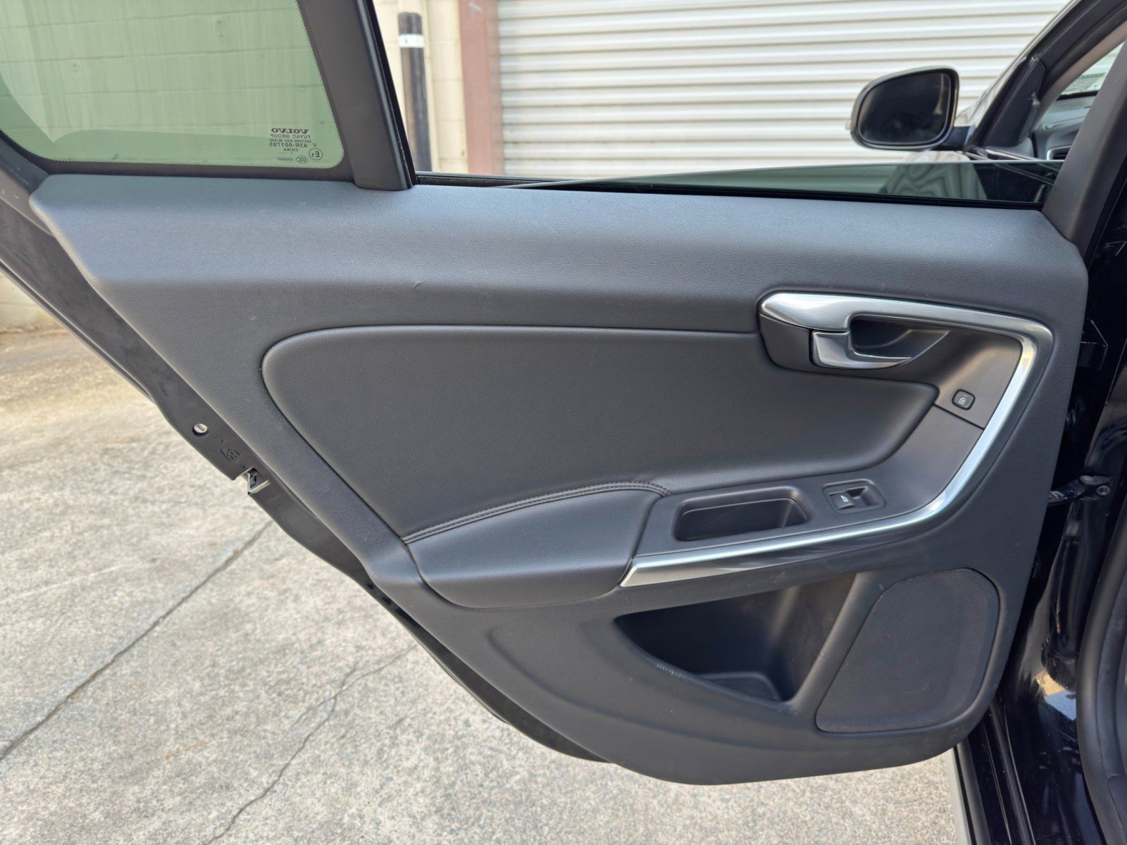 Used 2018 Volvo V60 T5 Cross Country w/ Convenience Package AWD/4WD image 38