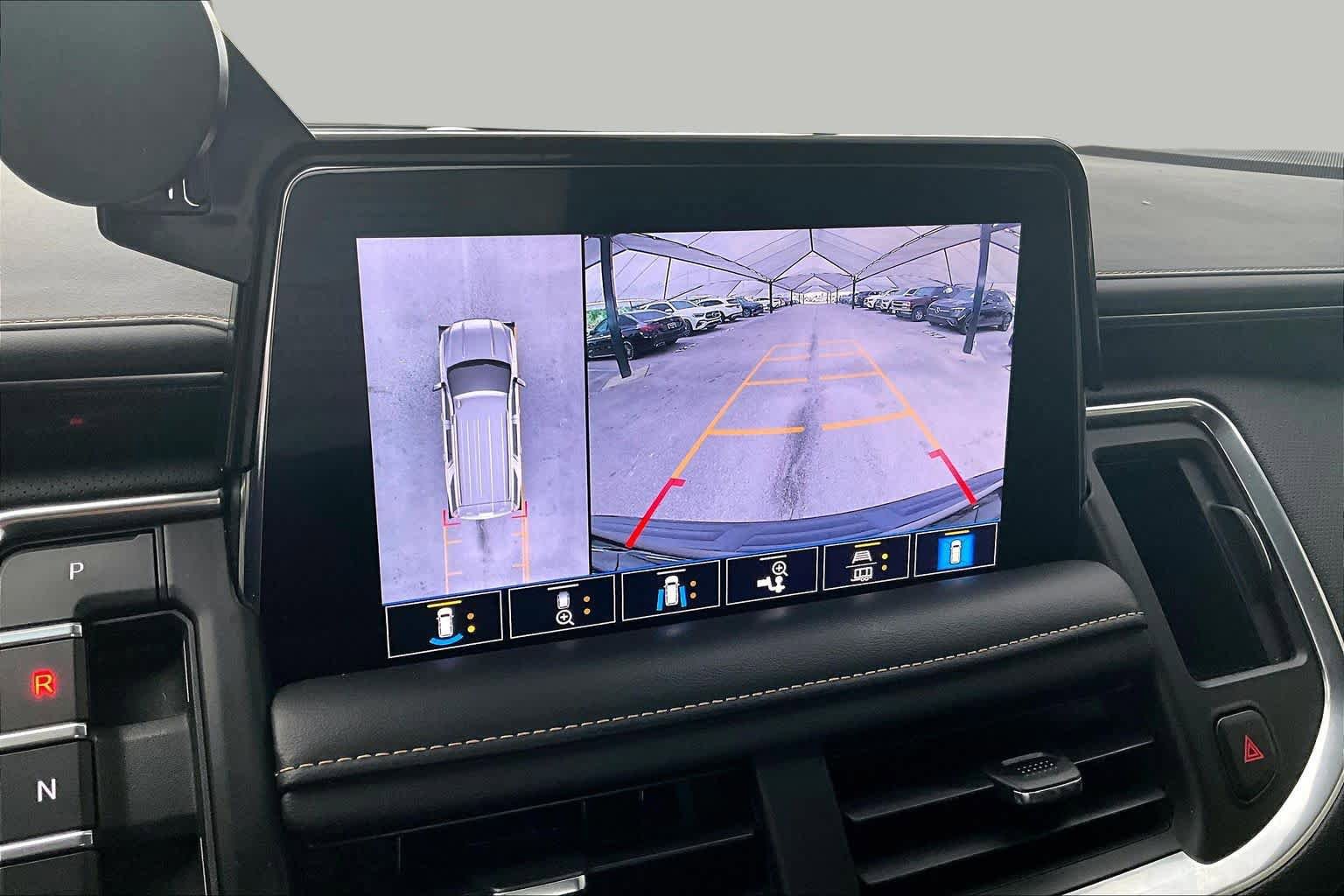 Used 2021 GMC Yukon AT4 w/ AT4 Premium Plus Package AWD/4WD image 26