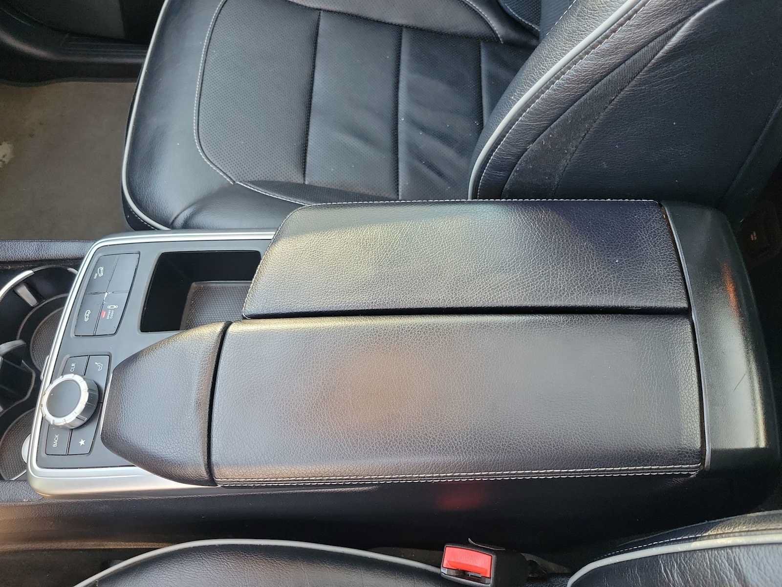 Used 2013 Mercedes-Benz GL 550 4MATIC image 20