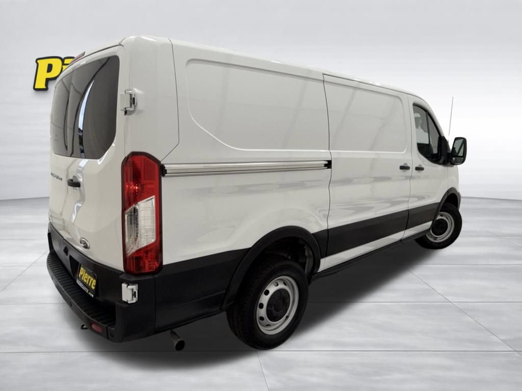 Used 2024 Ford Transit 250 Low Roof RWD image 5