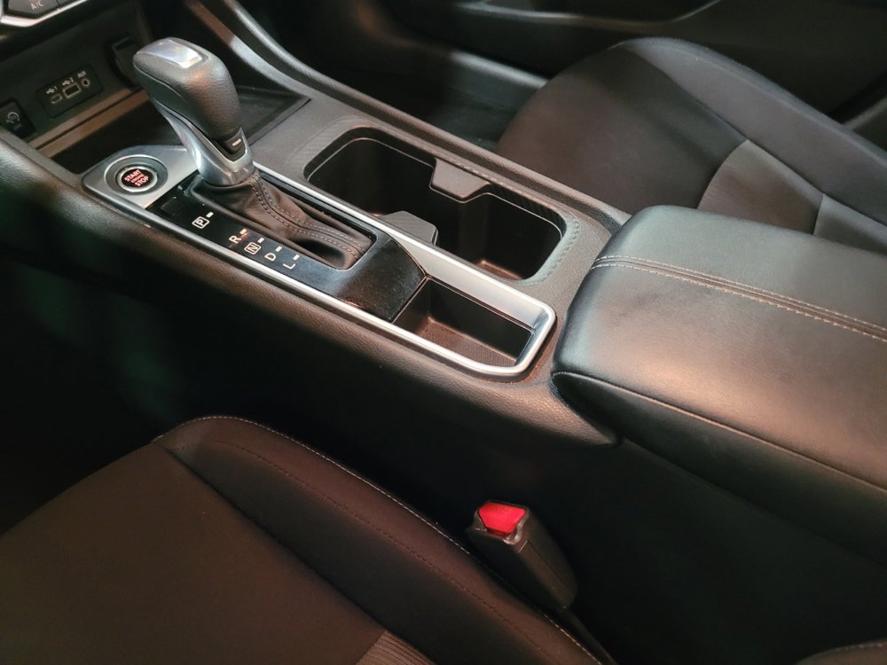 Used 2025 Nissan Sentra SV FWD image 26