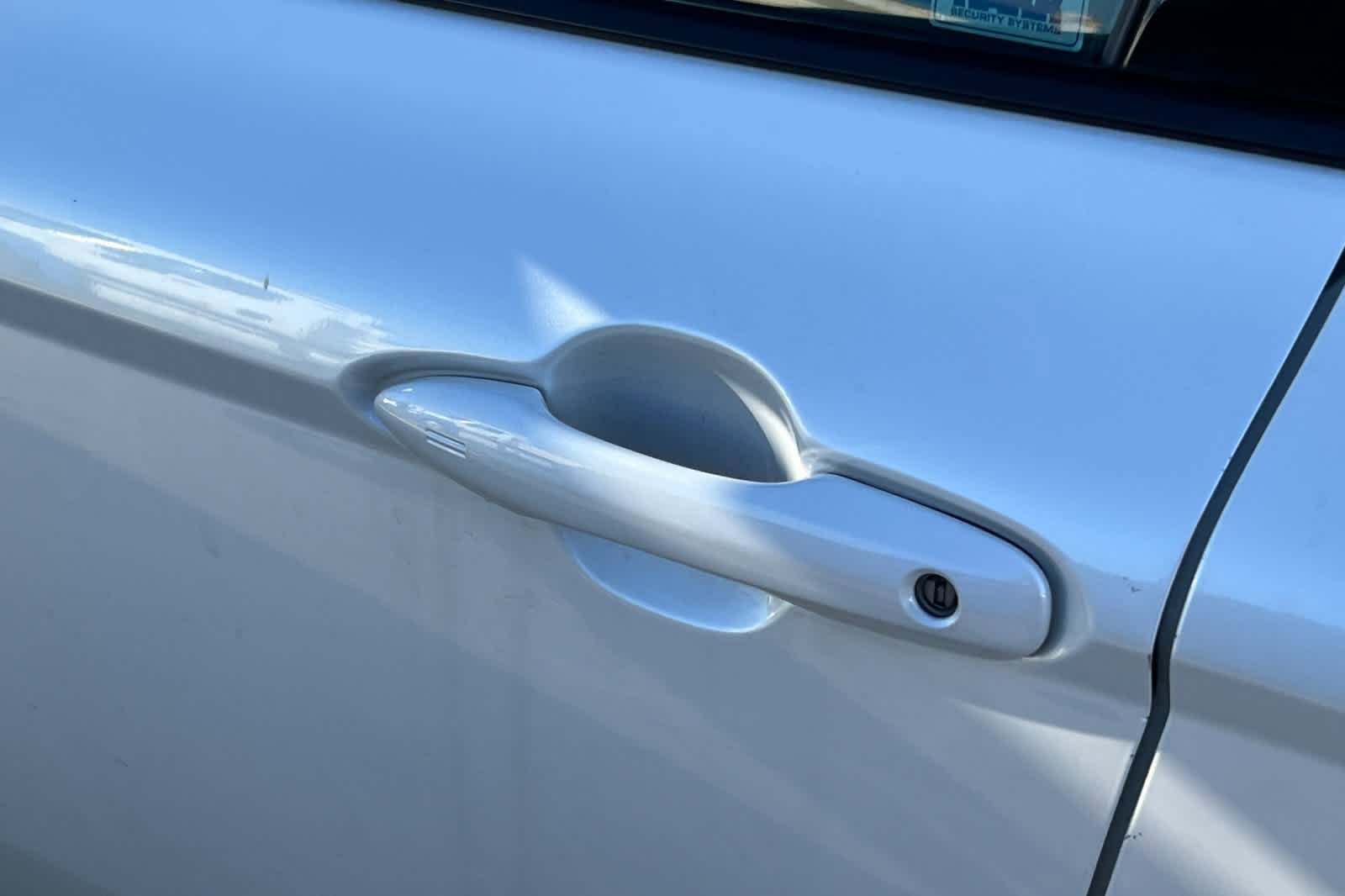 Certified 2022 Toyota Camry XSE FWD image 7