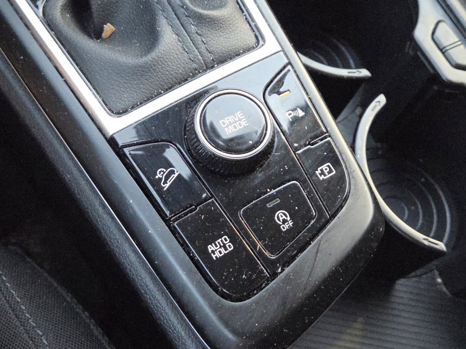 Used 2023 Kia Sportage LX image 5