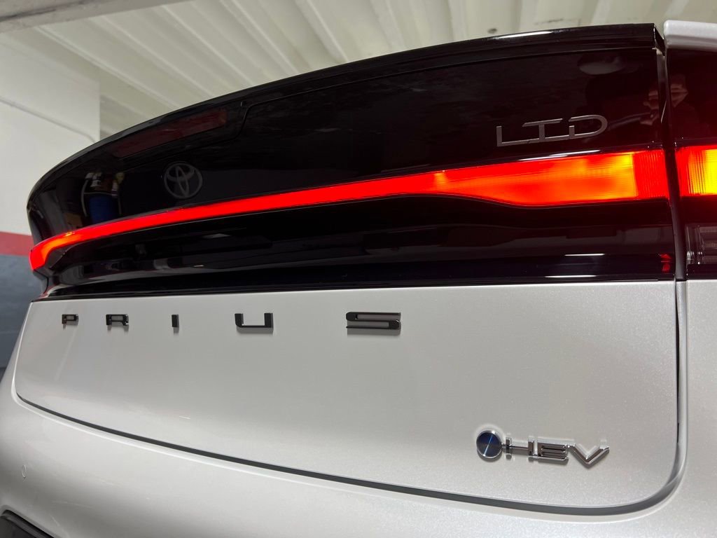 New 2026 Toyota Prius Limited image 13
