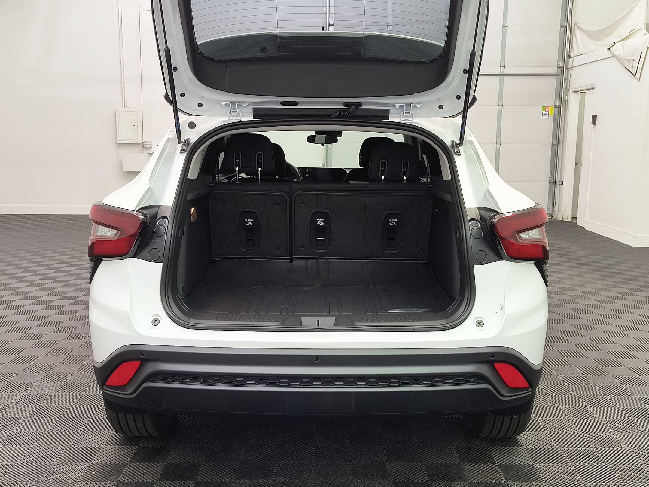 New 2026 Chevrolet Trax LS w/ LS Convenience Package FWD image 21