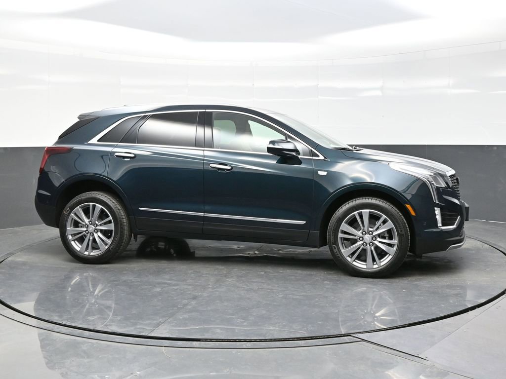New 2026 Cadillac XT5 Premium Luxury w/ LPO, Floor Liner Package image 8
