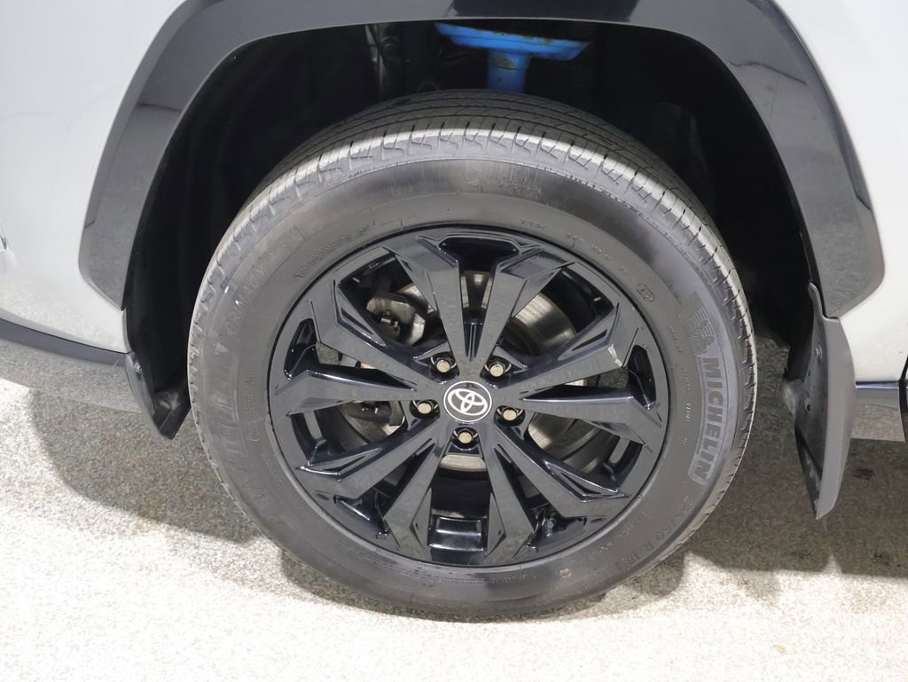Used 2024 Toyota RAV4 XSE w/ Weather Package image 9